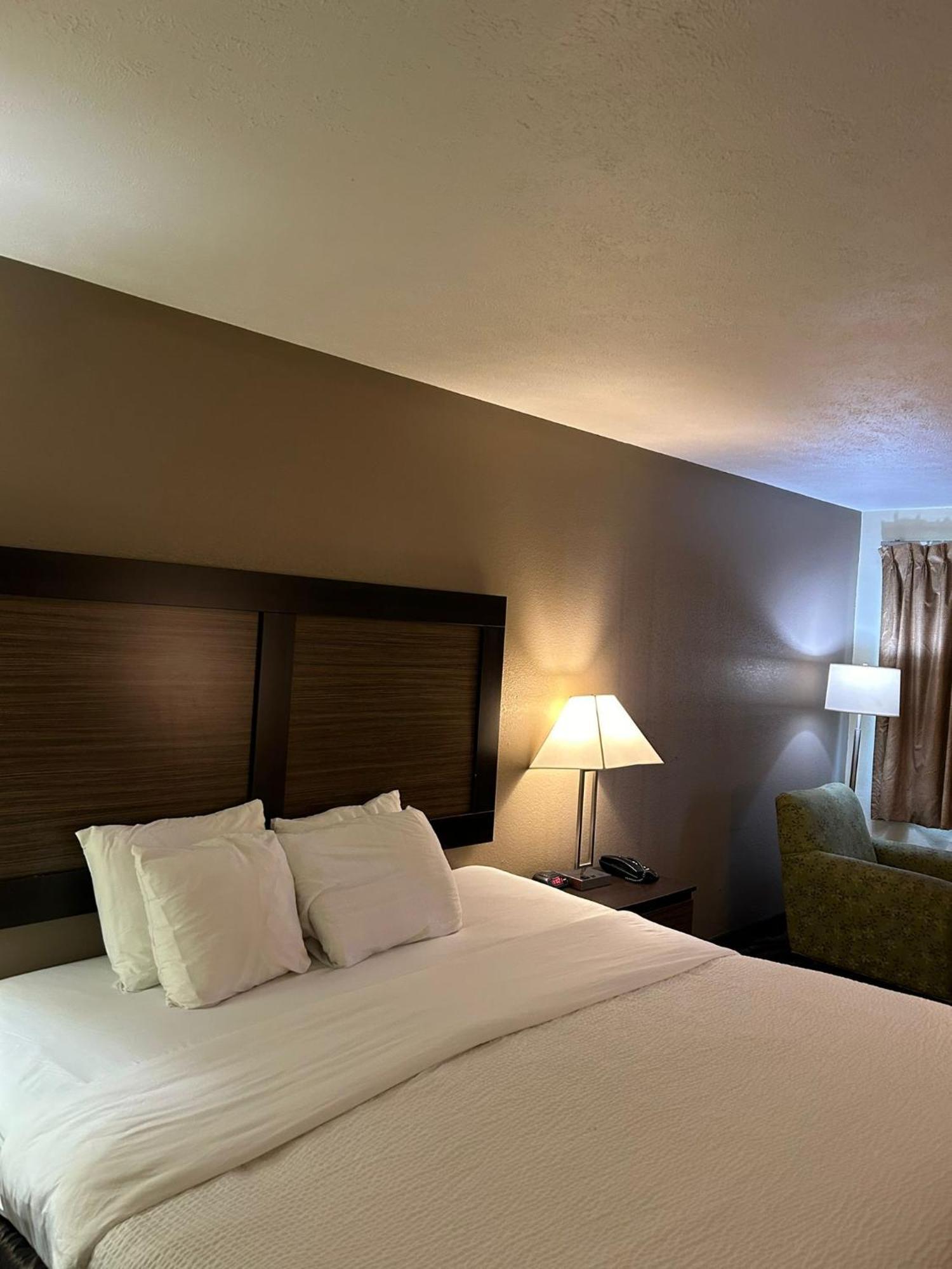 Americas Best Value Inn Grayson Exterior foto
